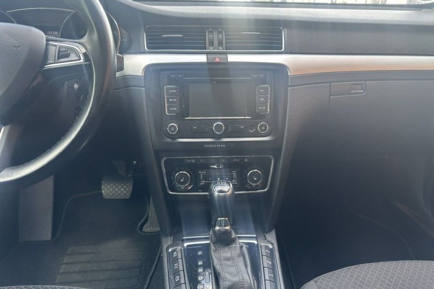 Škoda Superb galerie