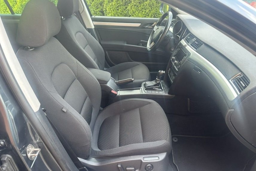 Škoda Superb galerie