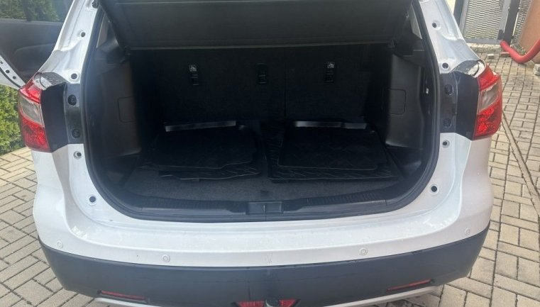 Suzuki S-Cross