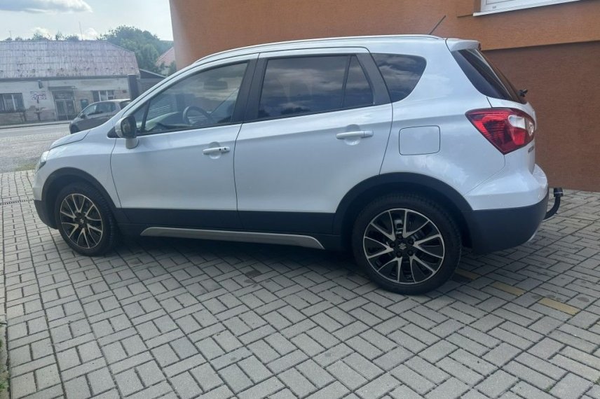 Suzuki S-Cross galerie