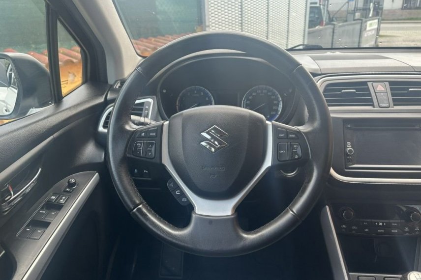 Suzuki S-Cross galerie