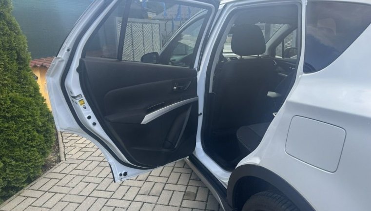 Suzuki S-Cross