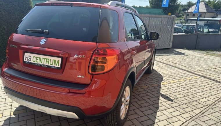 Suzuki SX4