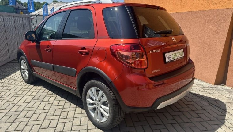 Suzuki SX4
