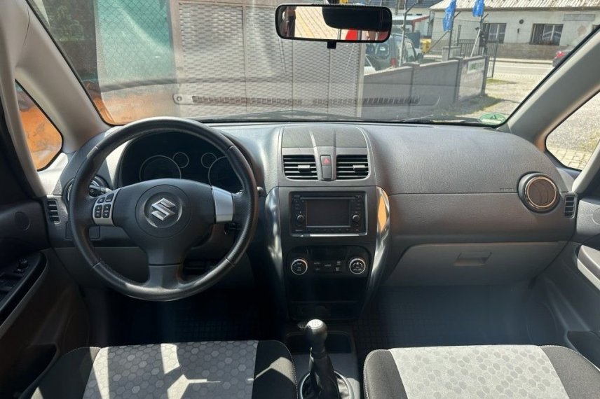 Suzuki SX4 galerie