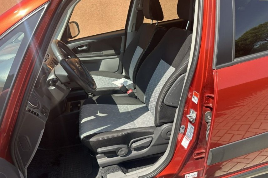 Suzuki SX4 galerie
