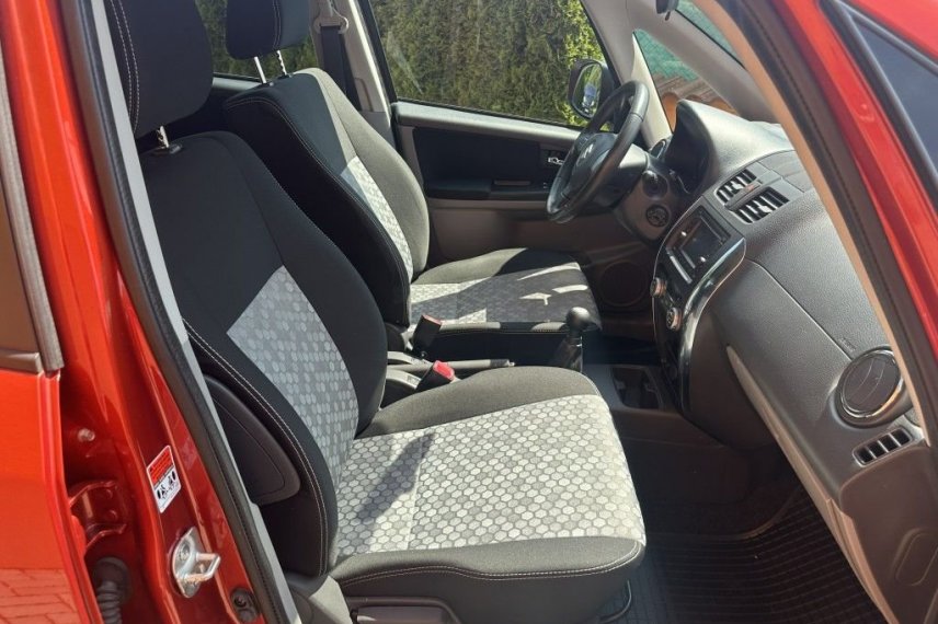 Suzuki SX4 galerie