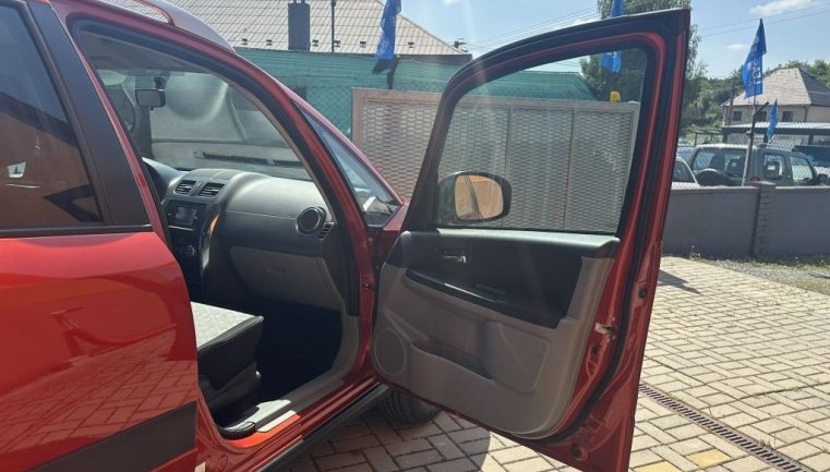Suzuki SX4