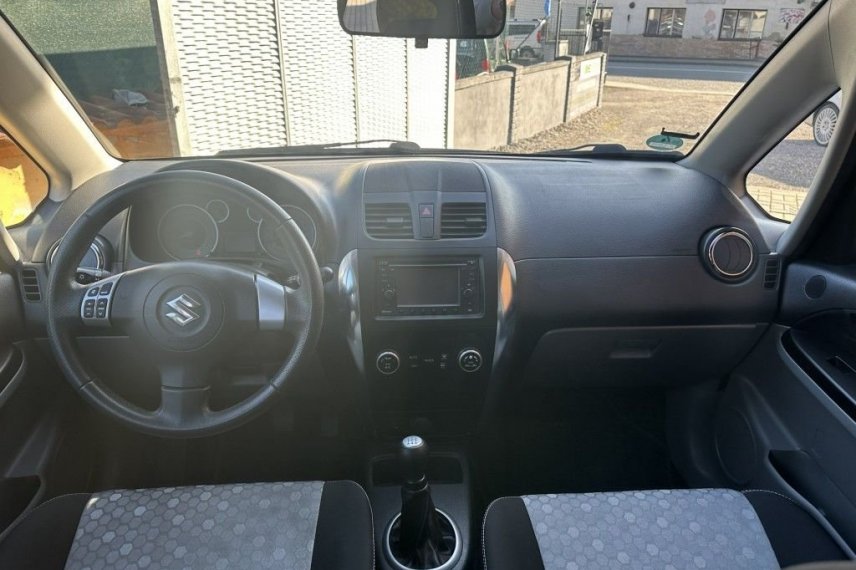 Suzuki SX4 galerie