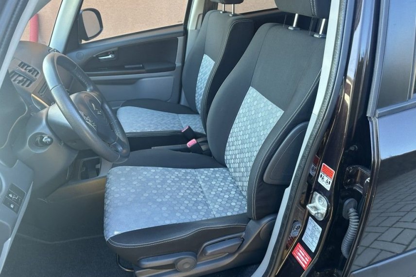 Suzuki SX4 galerie
