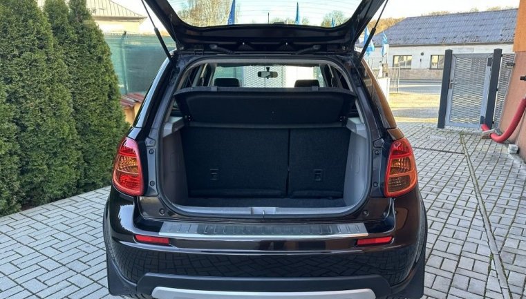 Suzuki SX4