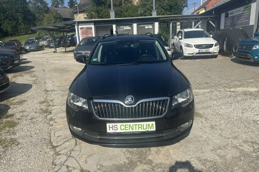 Škoda Superb galerie