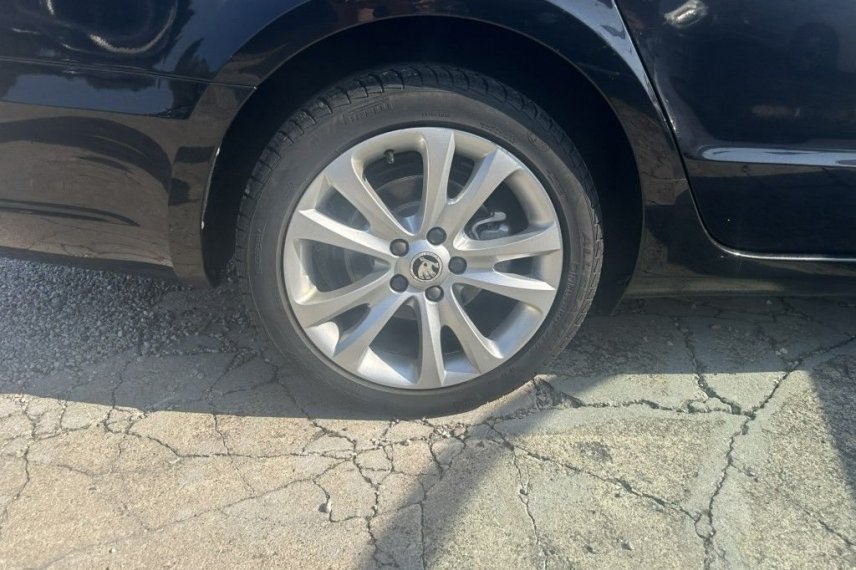 Škoda Superb galerie