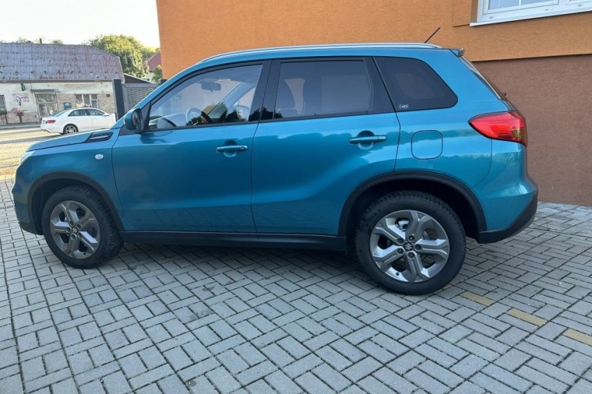 Suzuki Vitara galerie