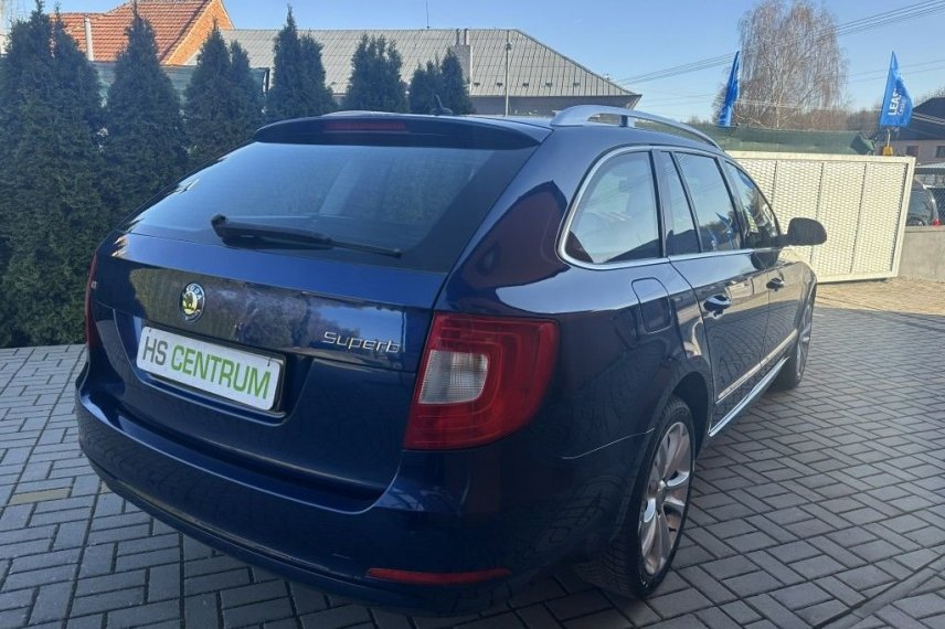 Škoda Superb galerie
