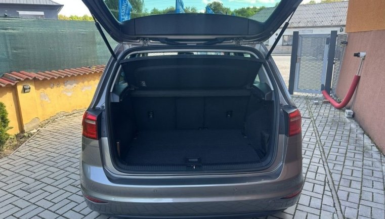 Volkswagen Golf Sportsvan