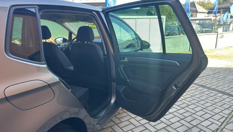 Volkswagen Golf Sportsvan