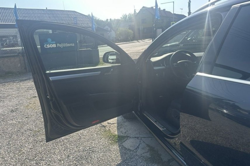 Škoda Superb galerie