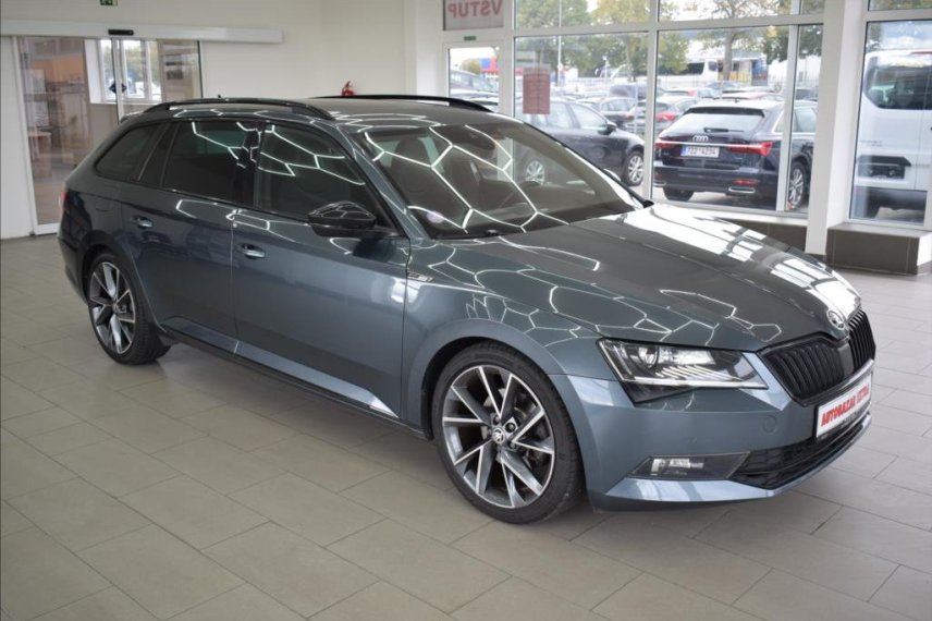 Škoda Superb galerie