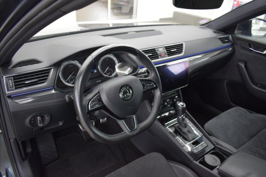 Škoda Superb galerie