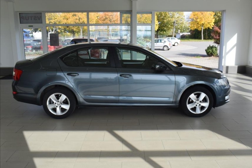 Škoda Octavia galerie