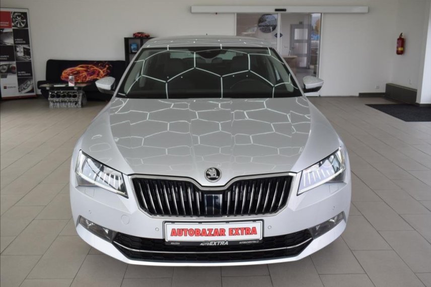 Škoda Superb galerie