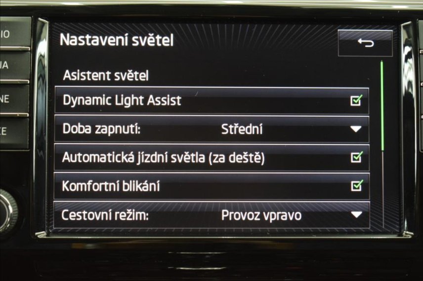 Škoda Superb galerie